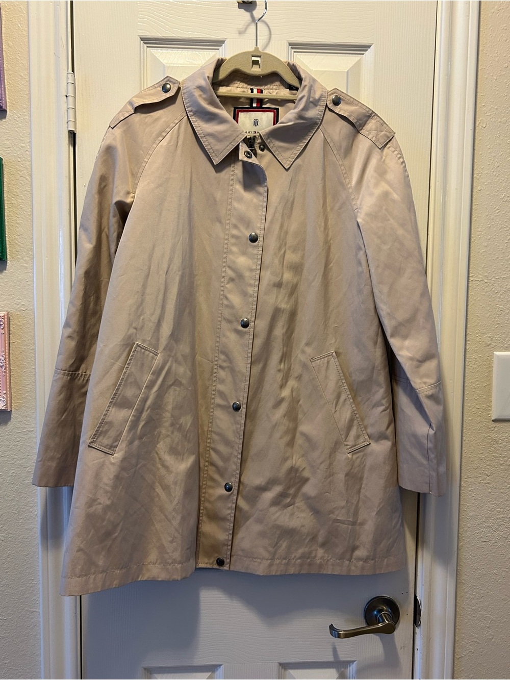 Tommy Hilfiger Neutral Beige Snap-Front Trench